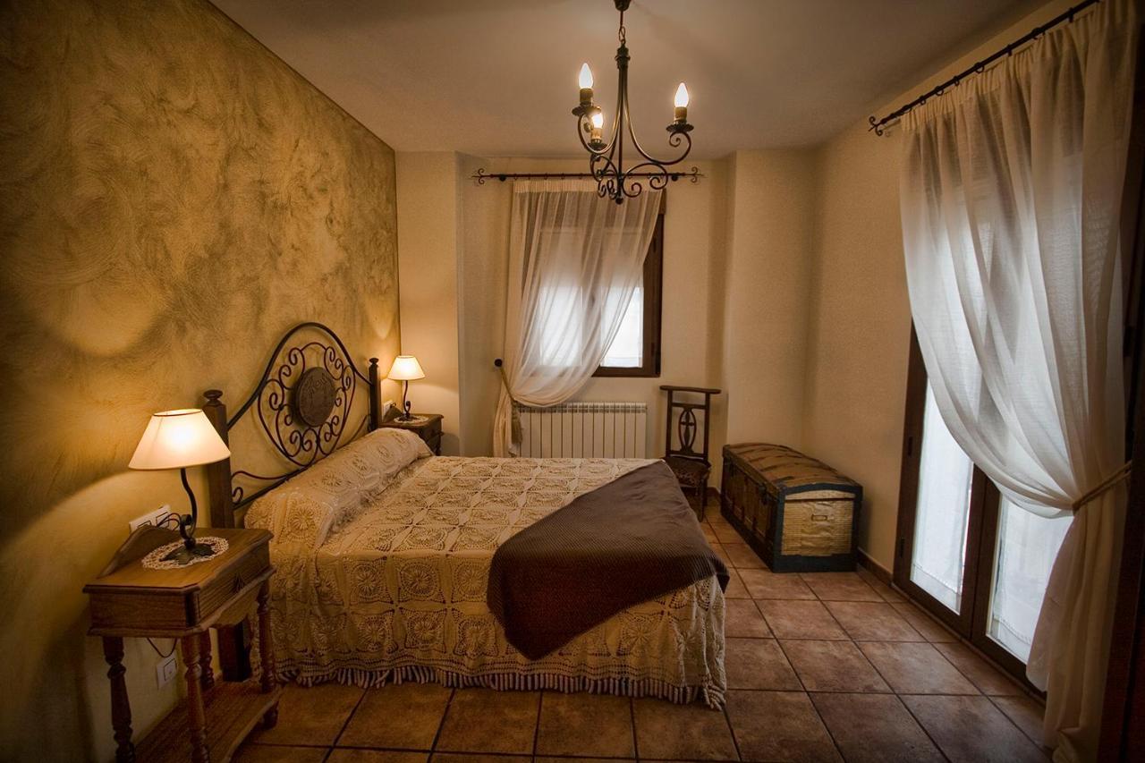 Casa Rural El Herrero De Pollos Luaran gambar