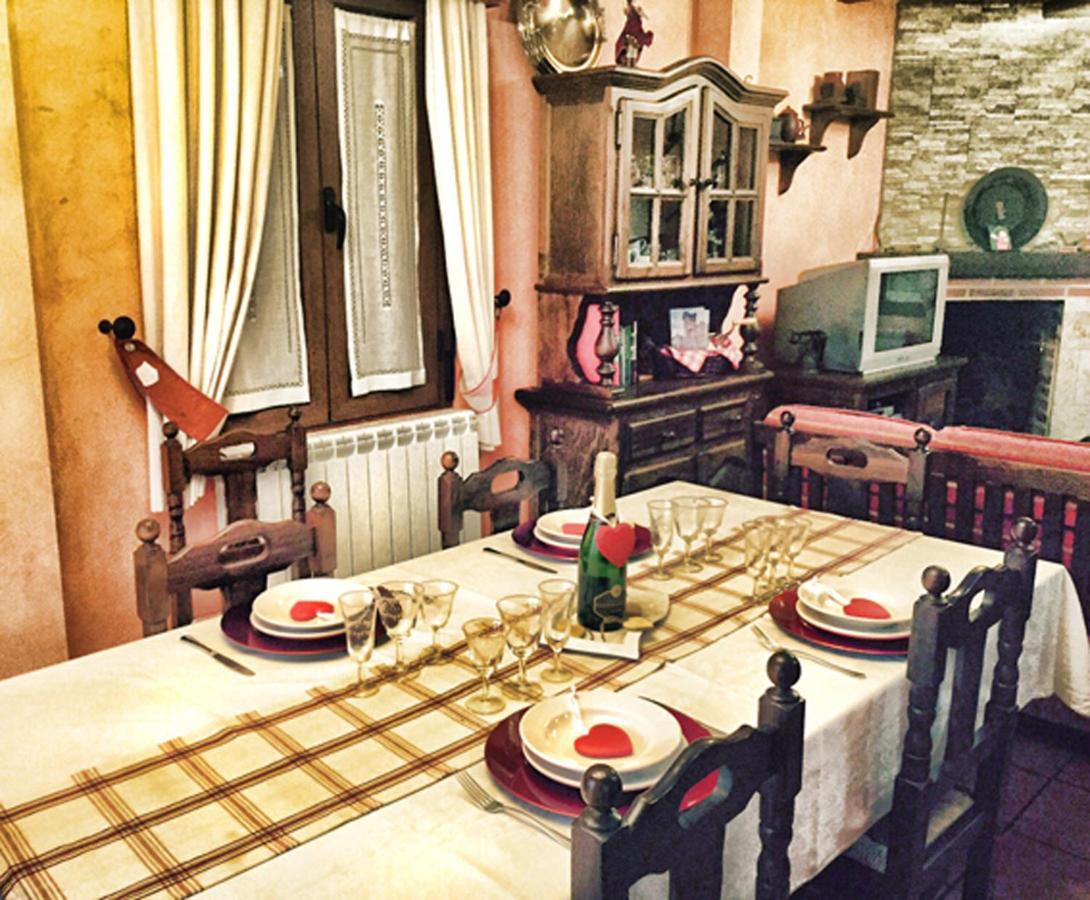 Casa Rural El Herrero De Pollos Luaran gambar